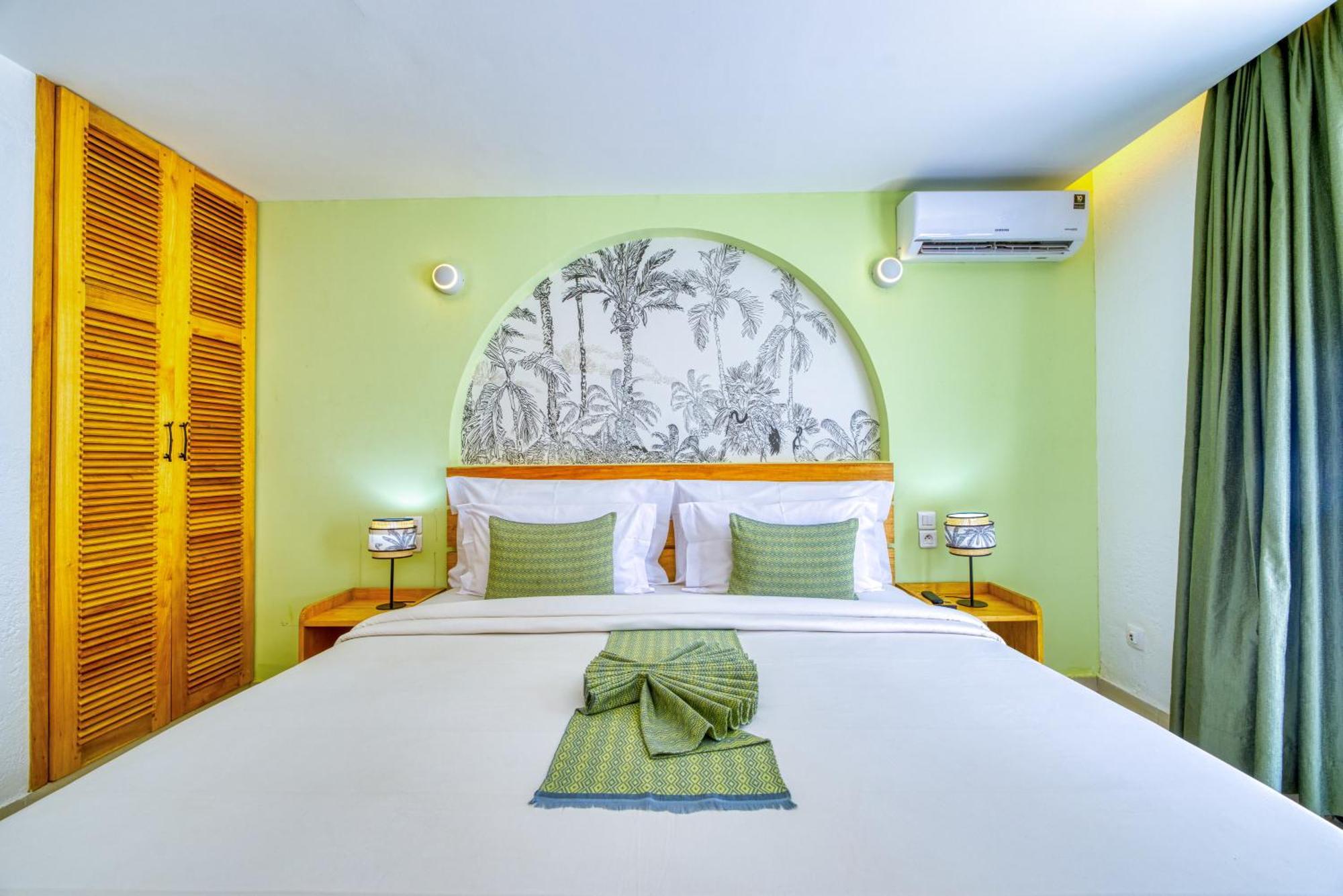 Hotel Africa Queen 索蒙 外观 照片
